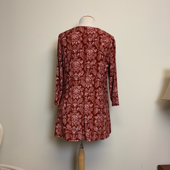 New Directions top. Size M - Picture 4 of 6